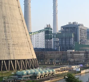 Hydroelectric dam generating power from flowing water