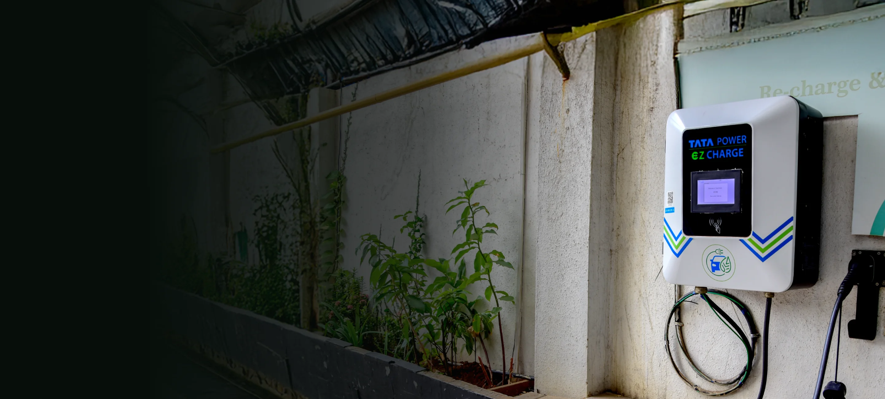 Tata Power public EV charging unit