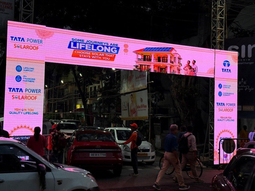 Tata Power Solaroof Taps into Kolkata’s Durga Puja Spirit with Rooftop Solar awareness Outdoor Campaign