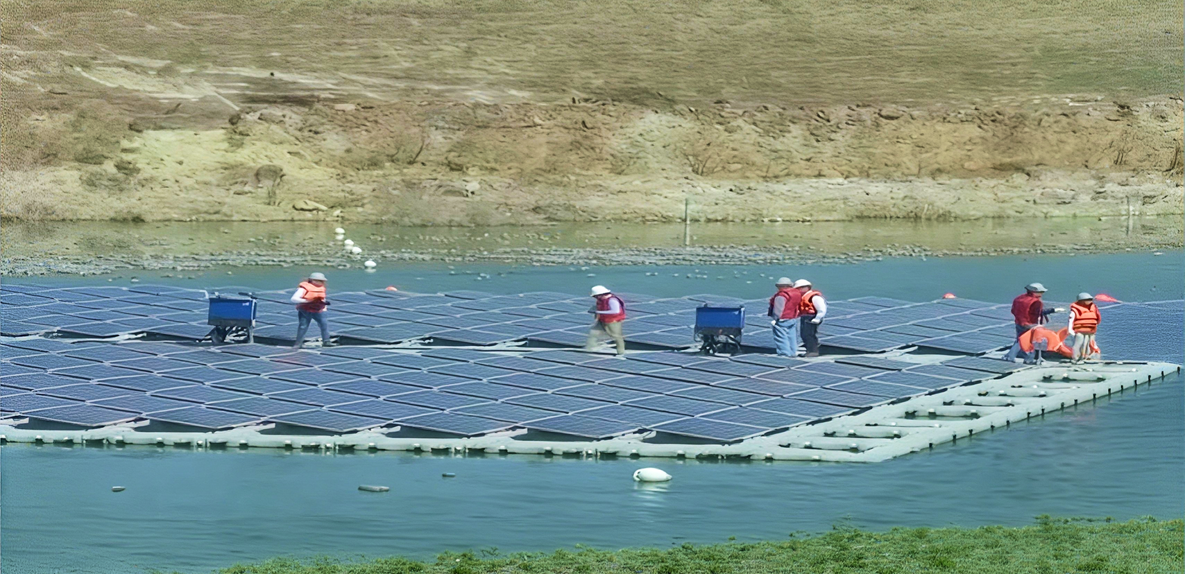 Floating solar improving efficiency and water use
