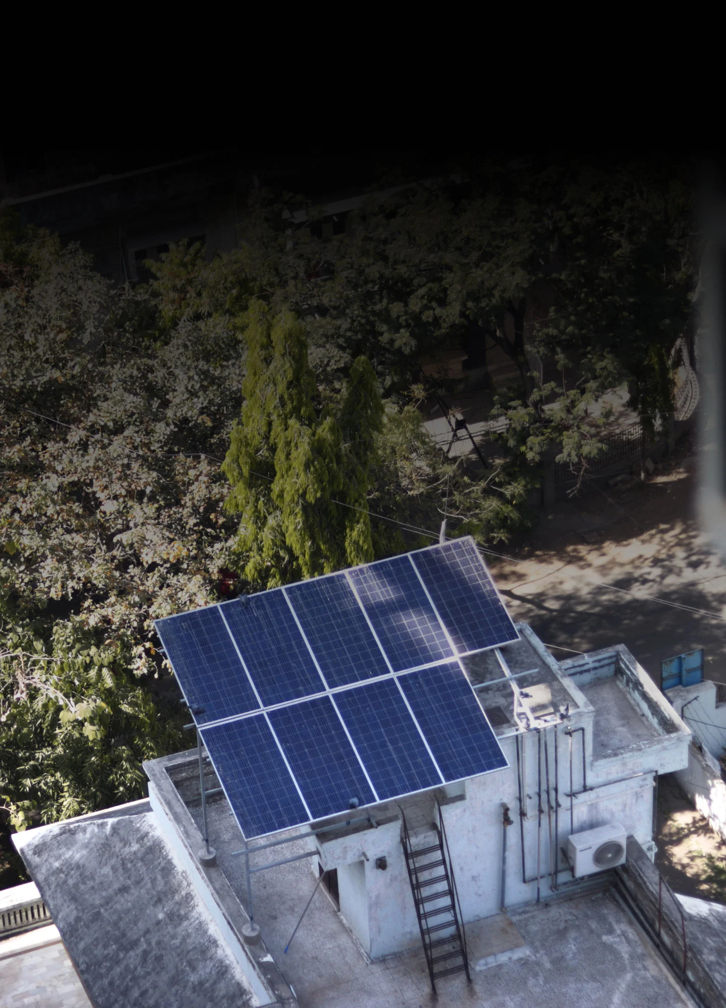 Home rooftop solar setup for sustainable power generation