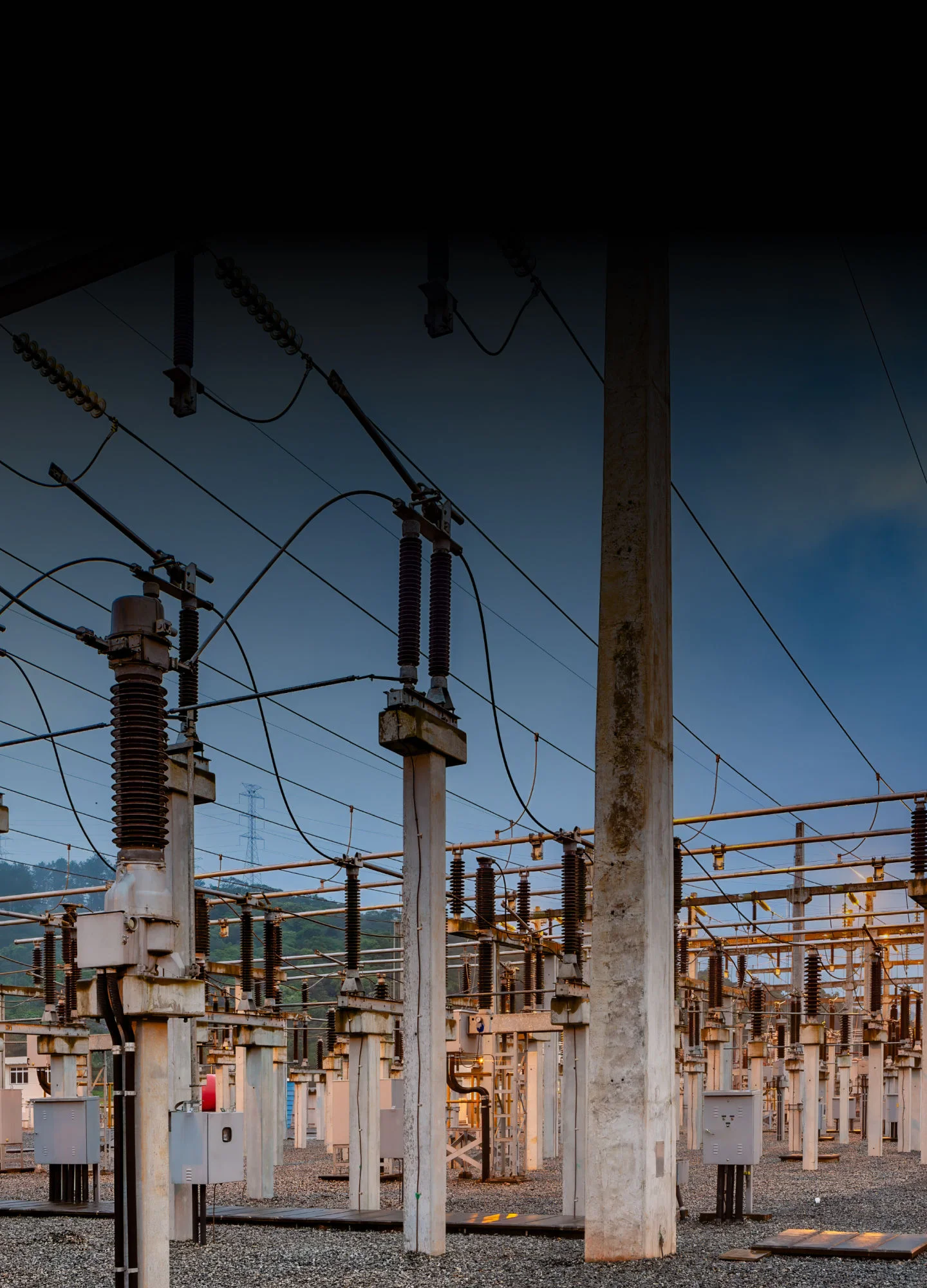 strengthened power lines for climate resilience